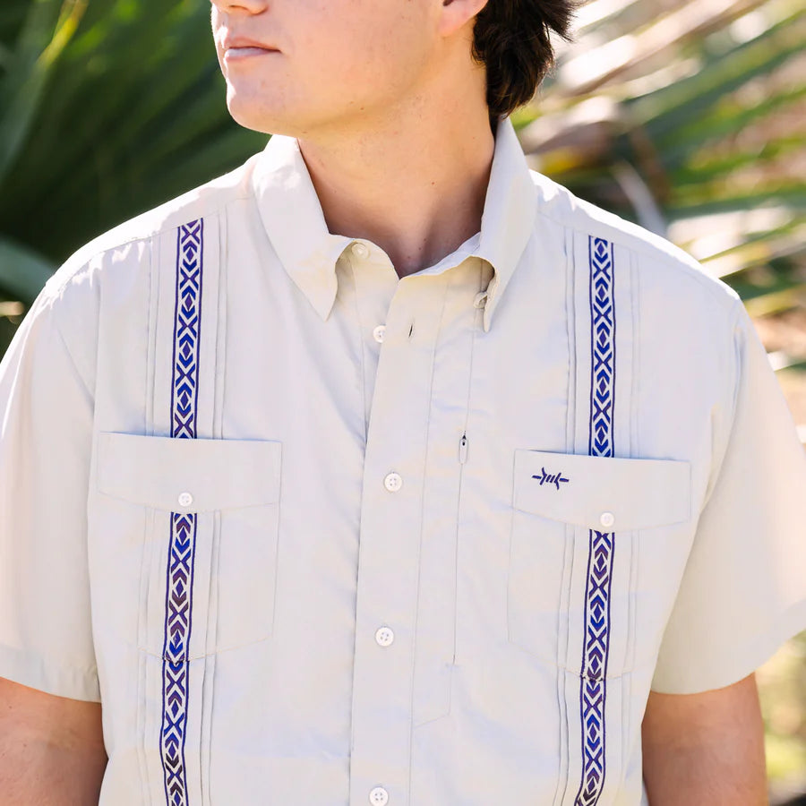 GUAYABERA LIBRE -PRICKLY PEAR| Texas Standard