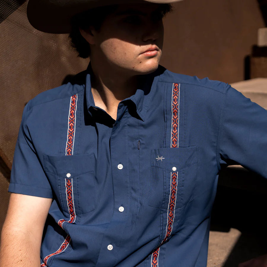 GUAYABERA LIBRE -LIBERTAD| Texas Standard