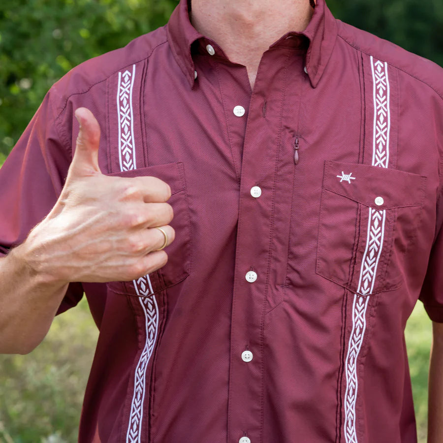 GUAYABERA LIBRE - SOLID MAROON | Texas Standard