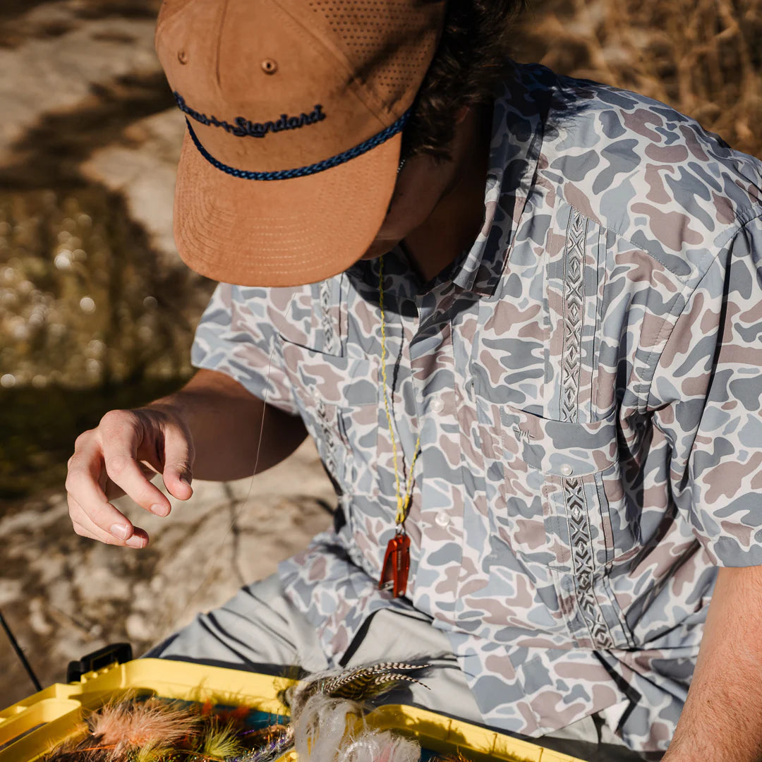 GUAYABERA LIBRE - Camo Frio| Texas Standard
