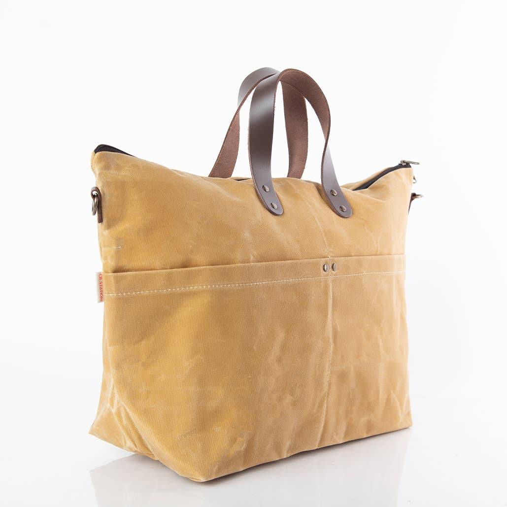 CB STATION - Traveler Tote