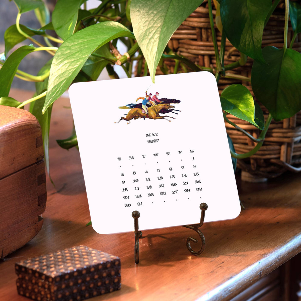Maison de Papier - 2027 Desk Calendar with Easel