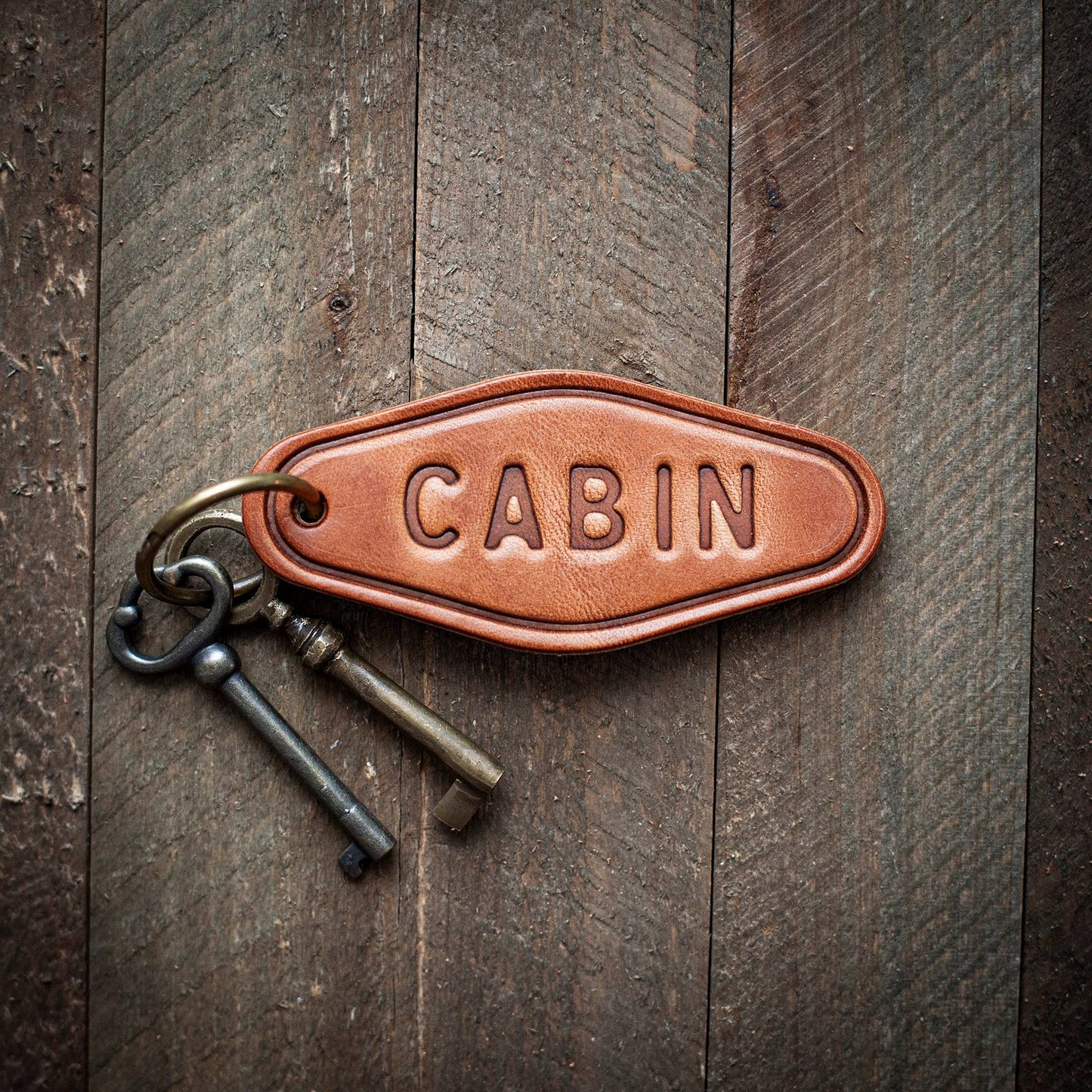 Cabin Leather Keychain Motel Style | SL