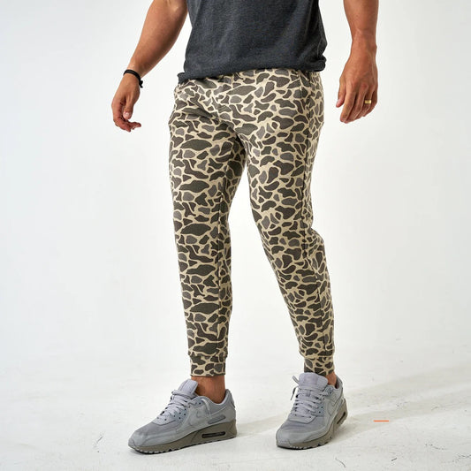 Fleece Jogger in Classic Deer Camo | Burlebo