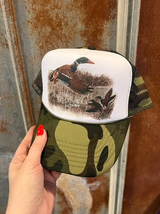 Retro Duck Trucker Cap - Camo & White