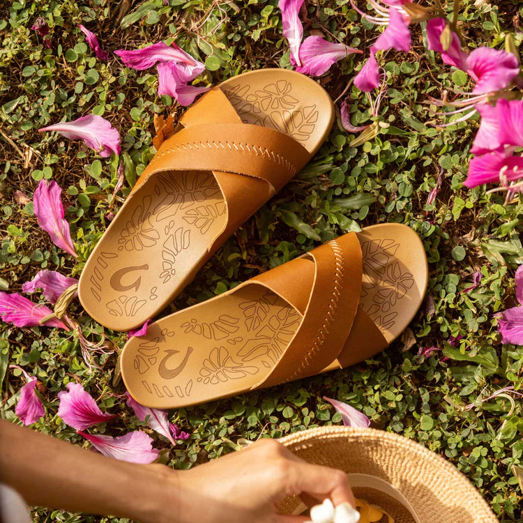 Kipe’a ‘Olu - Women’s Leather Slide Sandals