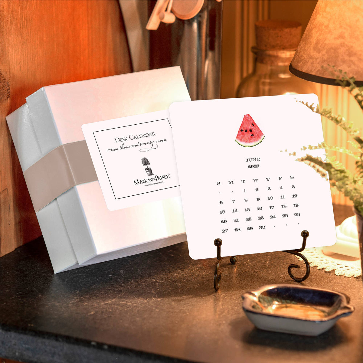 Maison de Papier - 2027 Desk Calendar with Easel