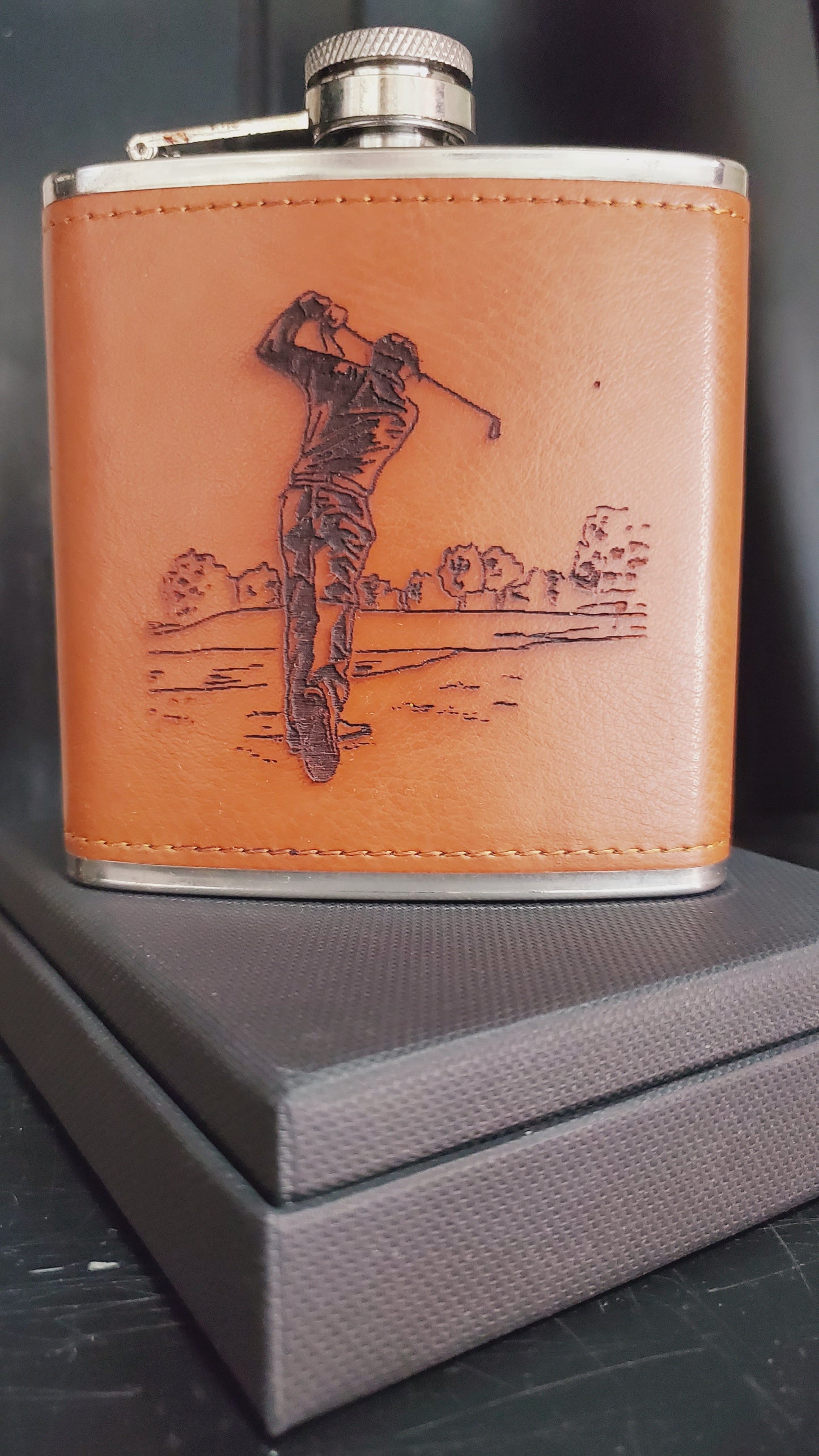 Leather Hip Flask | Selbrae